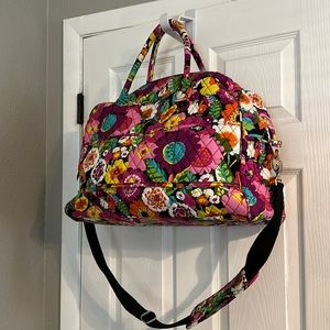 Vera Bradley weekender bag. Used but great condition.